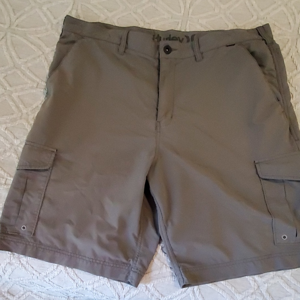 Hurley hybrid cargo shorts